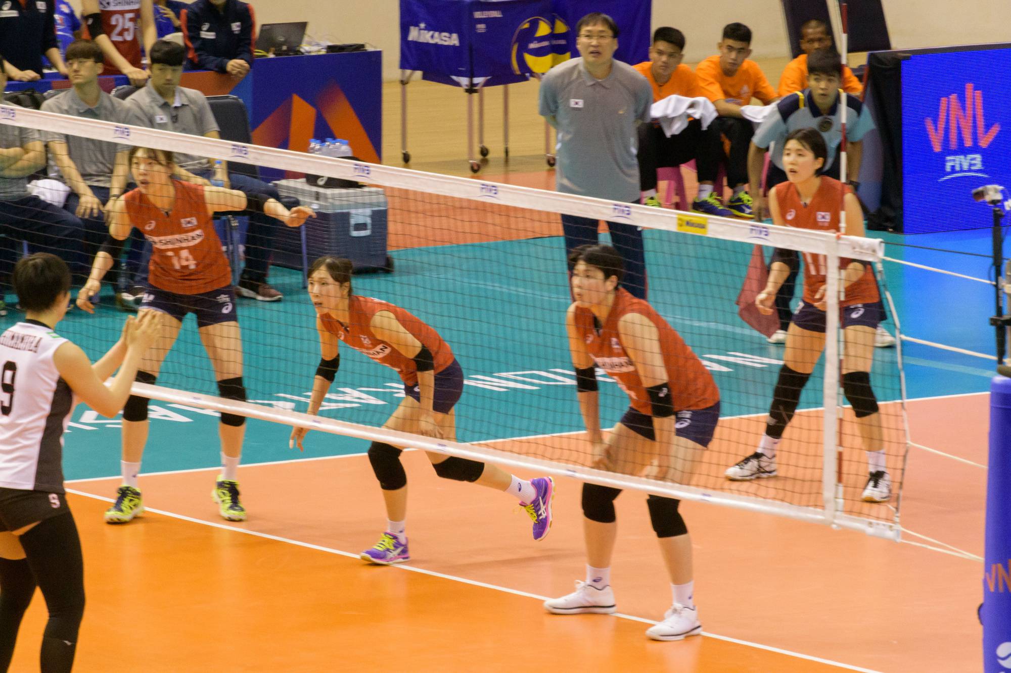 2018-korat-nakhonratchasima-vnl-volleyball-japan-korea-thailand-turkey-day2